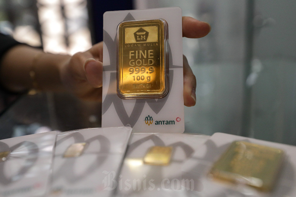 Harga Emas Hari Ini Pecah Rekor Lagi, Waktunya Jual atau Tambah Simpanan?