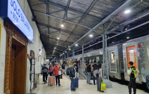 Stasiun Kereta Api Paling Ramai Saat Lebaran 2026, Cek Daftar 10 Lokasi Paling Favorit Pemudik