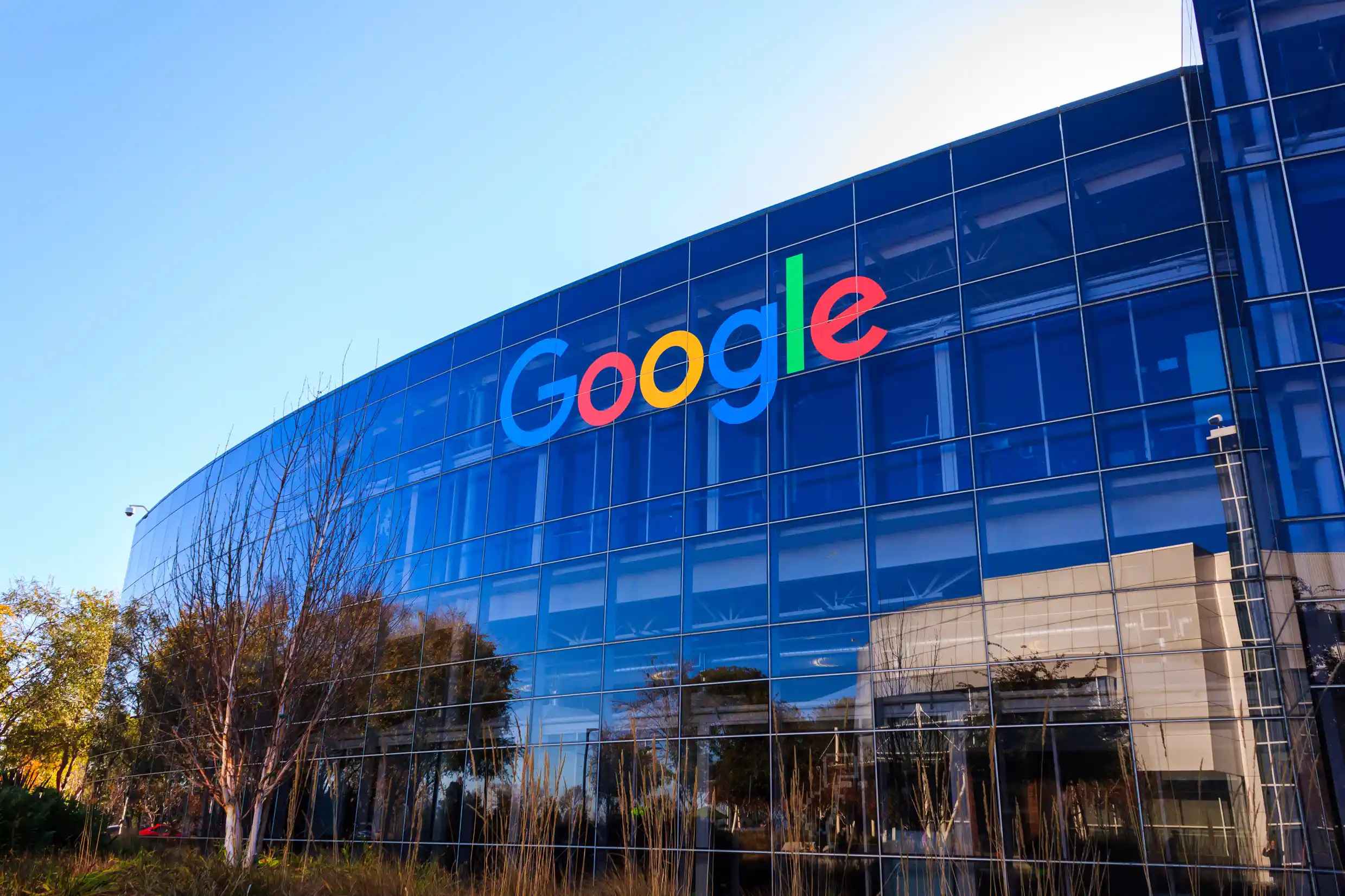 Google Perbarui Results About You dan Permudah Hapus Gambar Eksplisit di Search