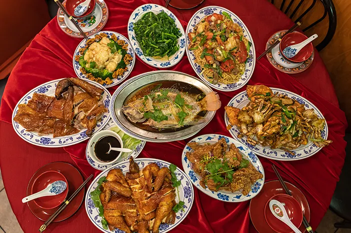 5 Makanan Khas Imlek yang Dipercaya Bawa Hoki dan Kemakmuran