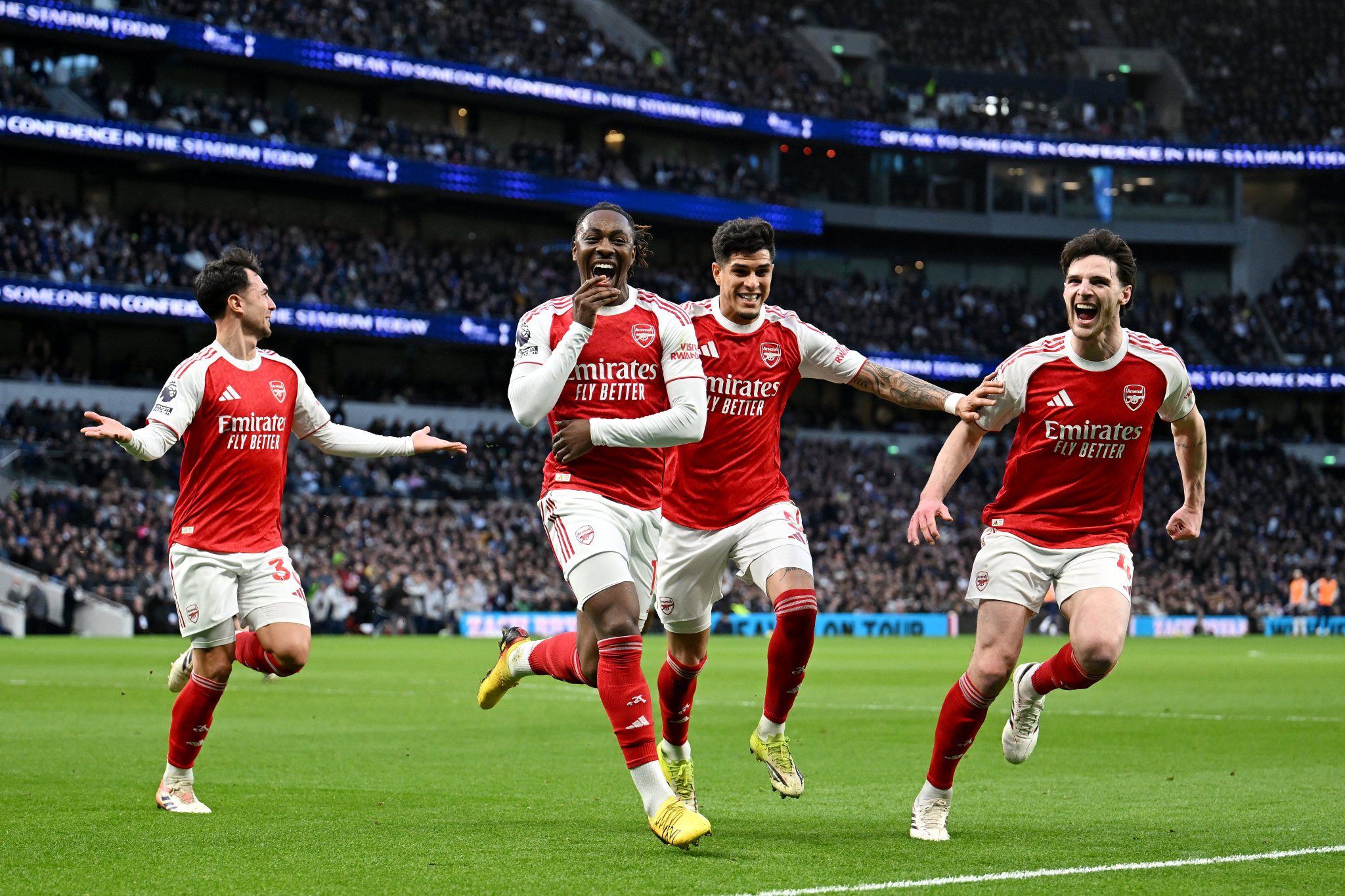 Hasil Liga Inggris: Arsenal Pesta Gol di Kandang Spurs, Anak Asuh Arteta Perlahan Menjauh dari Man City