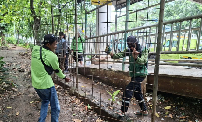 Taman Cawang Jakarta Timur Ditutup Permanen, Diduga Jadi Sarang Prostitusi Sesama Jenis!