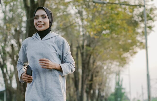 Tips Menjaga Kebugaran Saat Ramadhan, Simak Rahasia Tetap Fit Dan Anti Loyo Selama Puasa Agar Tubuh Tetap Sehat Meskipun Sedang Olahraga
