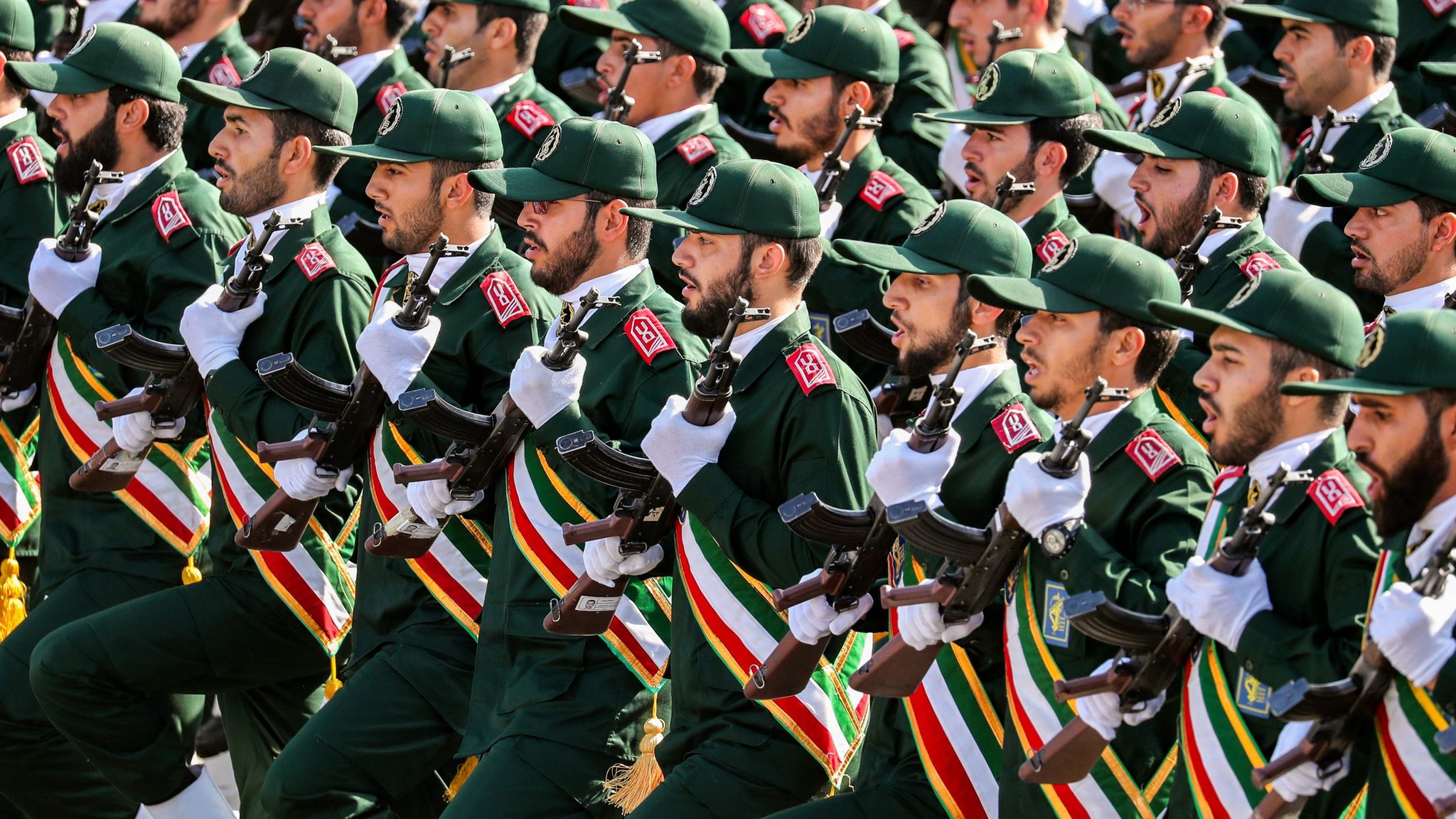 IRGC Klaim Serang Kapal Tanker AS-Inggris dan Pangkalan Militer di Teluk