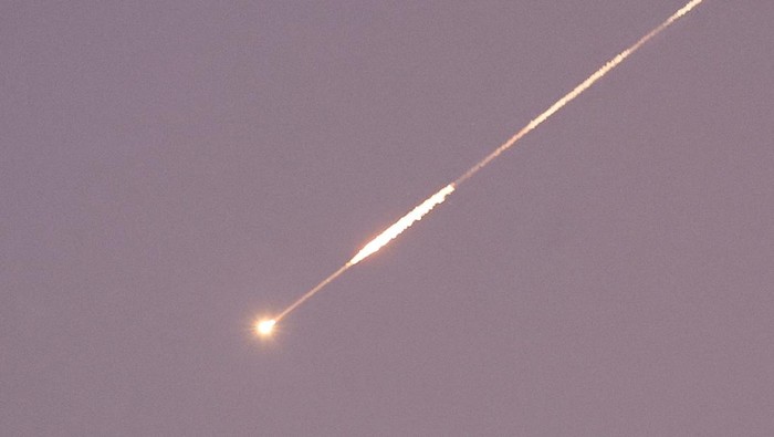 Iran Gempur Pangkalan Udara AS di Bahrain, Serangan Drone dan Rudal Berlanjut