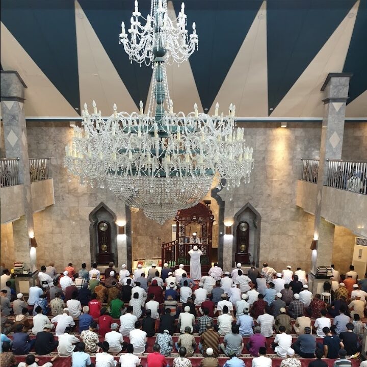 Safari Tarawih Makin Seru, Ini 5 Masjid yang Jadi Favorit Warga di Awal Ramadhan