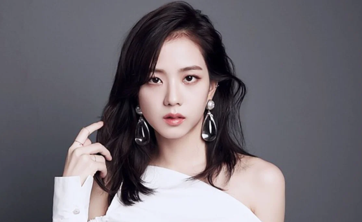 Jisoo BLACKPINK Jadi Bintang Utama Drama Korea Terbaru, Transformasi Sang Idol Lewat Peran Seo Mi-rae Dalam Serial Boyfriend on Demand Yang Lagi Viral