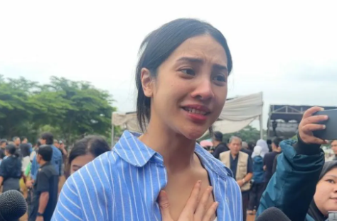 Anya Geraldine Mengalami Firasat Aneh Saat Vidi Aldiano Meninggal, Nangis Sendirian Di Pesawat Tepat Di Jam Berpulangnya Sang Sahabat Sebelum Mendarat Di Jakarta