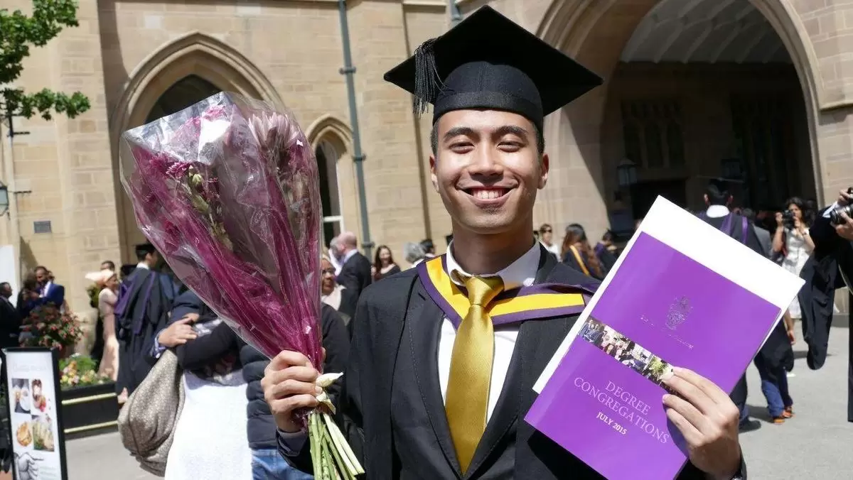 Jarang Diketahui! Vidi Aldiano Ternyata Lulus Cum Laude dari Kampus Bergengsi Dunia