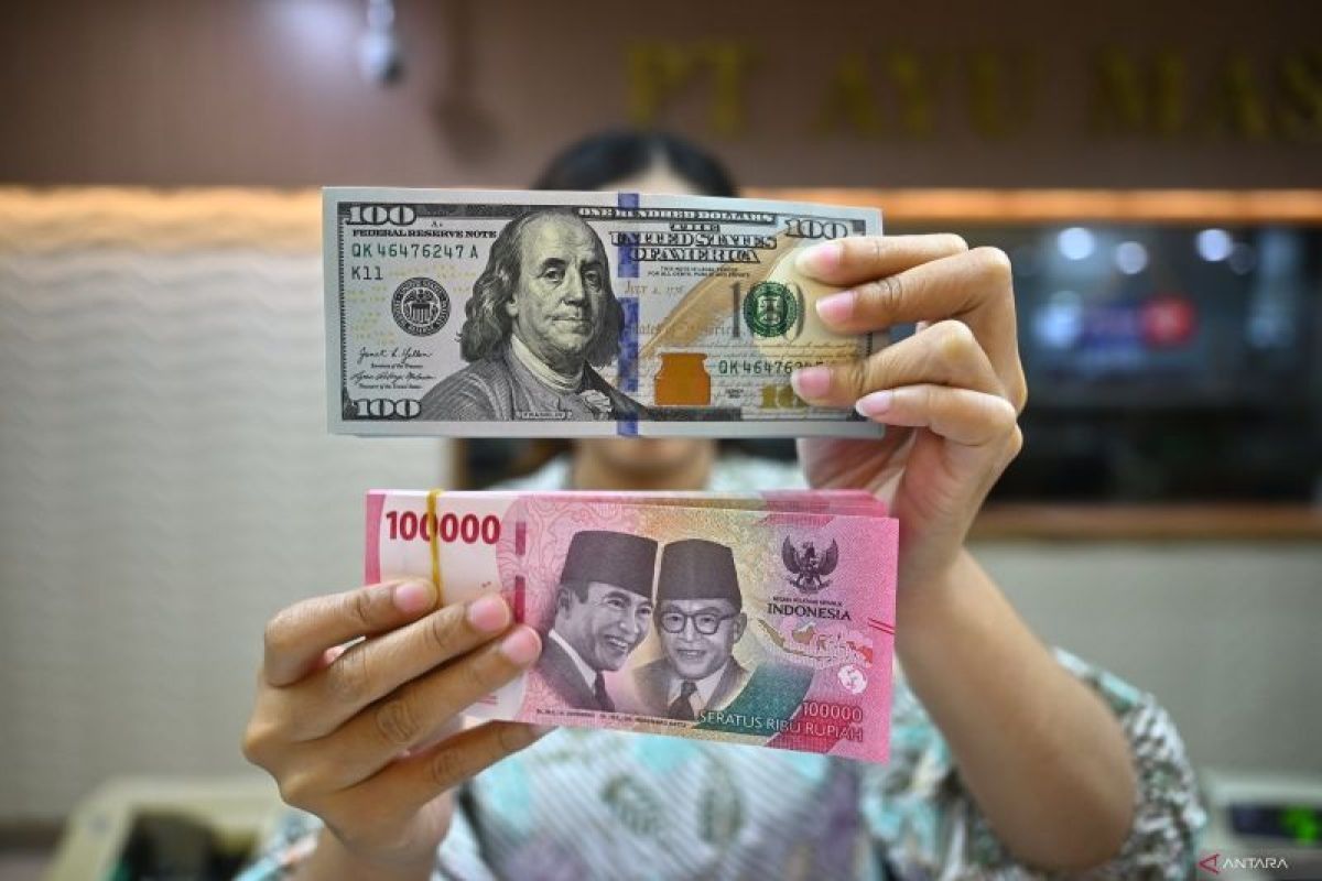 Rupiah Melemah ke Rp16.970 per Dolar AS, Ketegangan Timur Tengah Tekan Sentimen Pasar