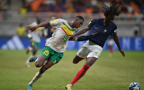 Gelar Juara Piala Afrika 2025 Dicabut Dari Senegal, Idrissa Gueye Kirim Pesan Menyentuh Tentang Kemanusiaan Di Balik Polemik Besar