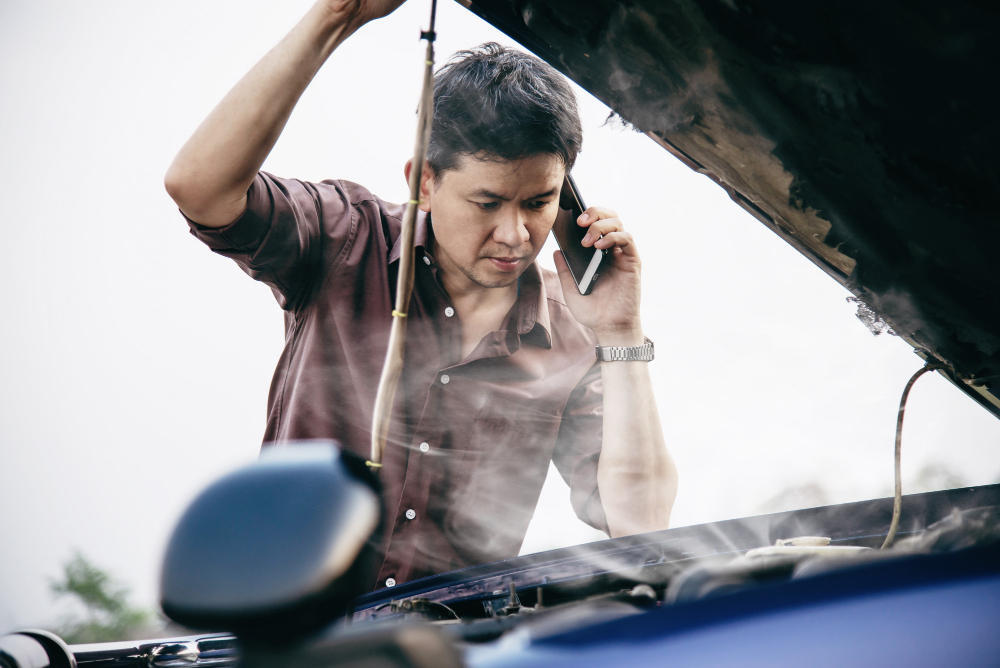 Mobil Tiba-Tiba Panas di Tengah Macet Mudik? Simak Cara Nanganinnya Biar Nggak Makin Parah