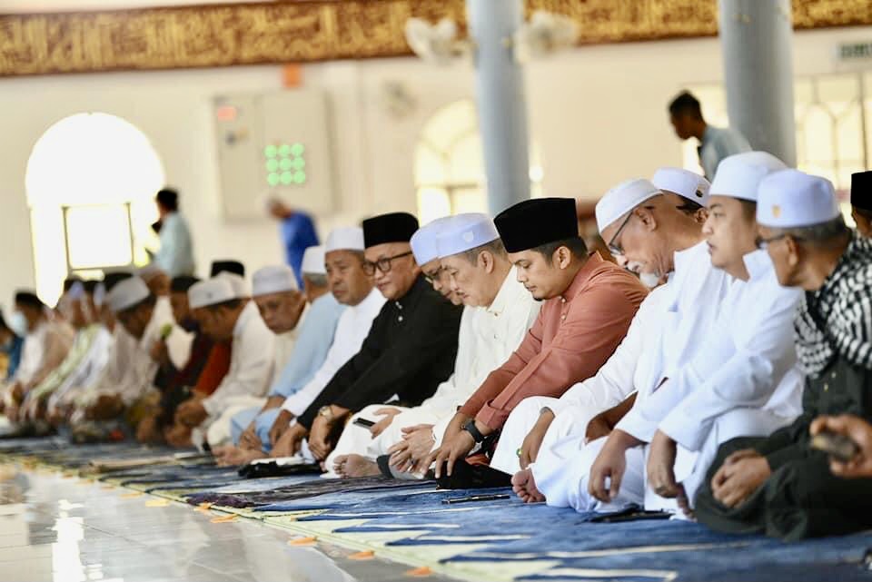 7 Sunnah Sebelum Sholat Idul Fitri Sesuai Ajaran Nabi: Dari Mandi Hingga Sarapan Kurma