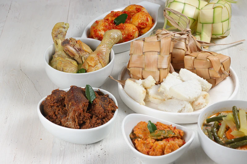 Cara Atasi Perut Begah Pas Lebaran, Tips Nyaman Setelah Wisata Kuliner Di Rumah Saudara