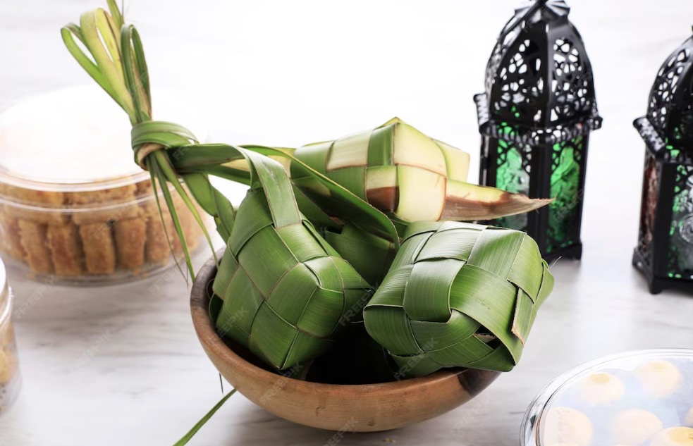 Mengapa Ketupat Lebaran Berbentuk Anyaman? Ini Sejarah Dan Filosofi Kerennya!