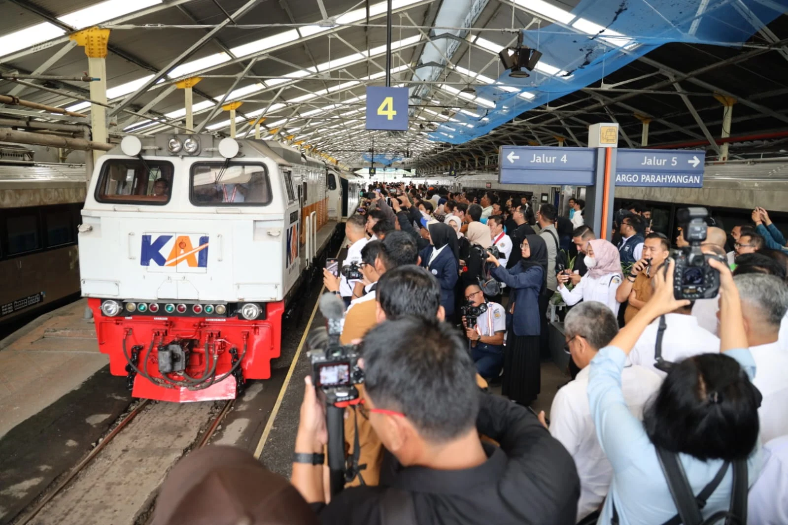 Bikin Betah Nunggu Kereta, KAI Tambah Fasilitas Seru di Stasiun Saat Lebaran 2026