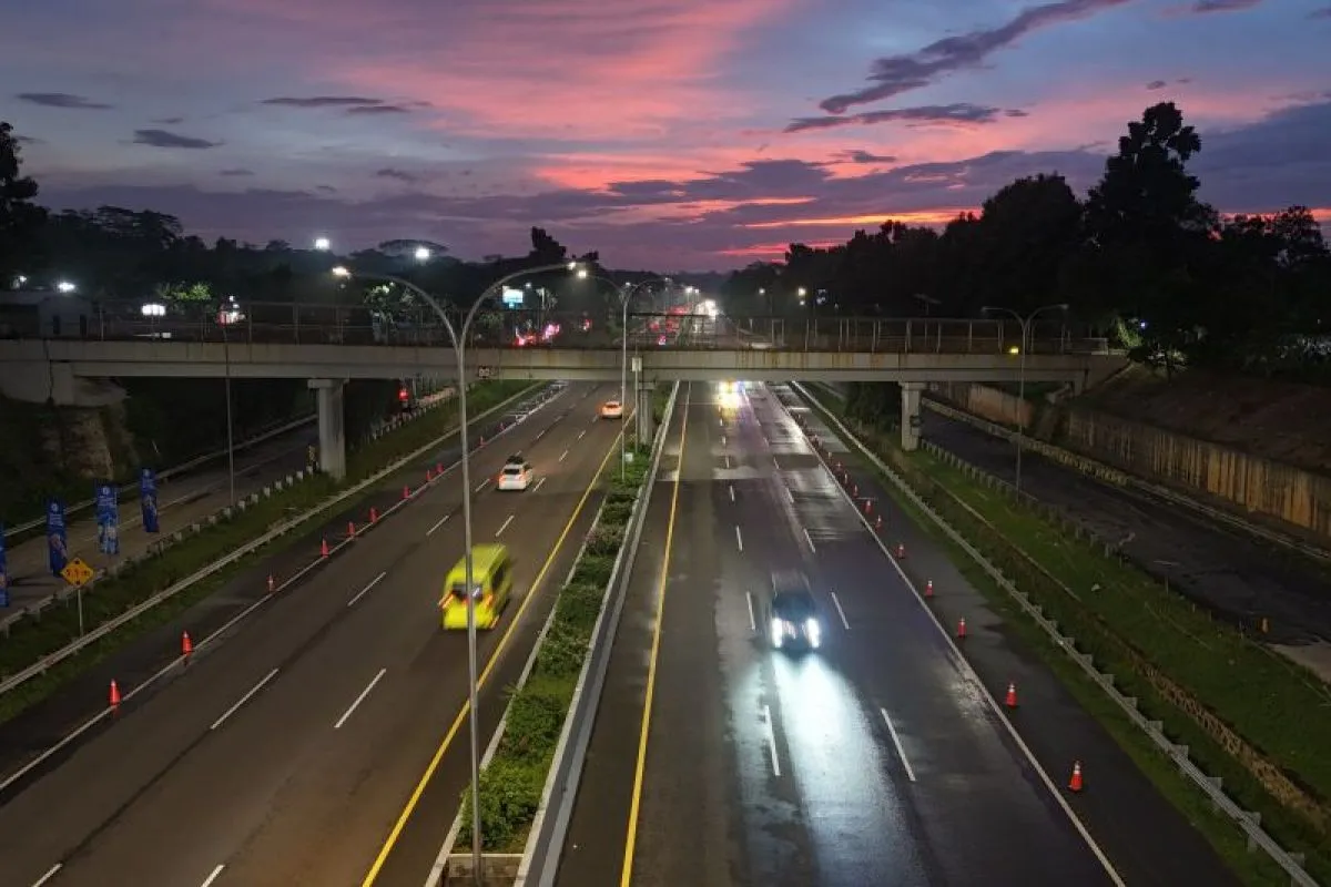 One Way Tol Cipali Dihentikan, Arus Balik ke Jakarta Kembali Normal Dua Arah