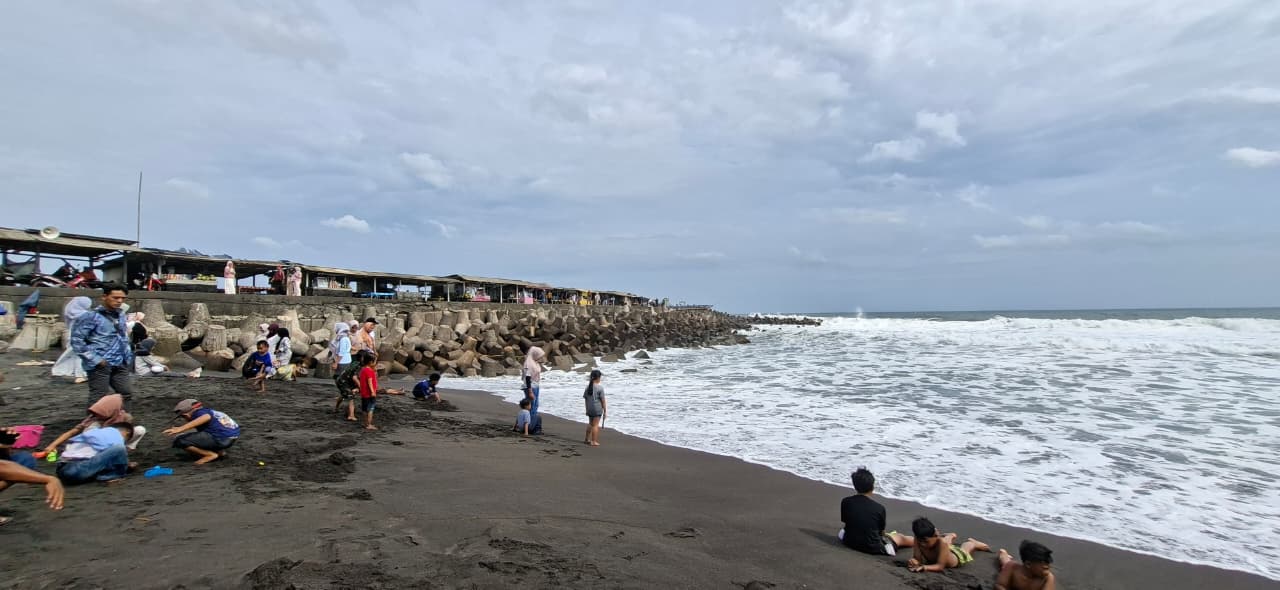 Bosan Malioboro? Pantai Glagah Jadi Hidden Gem Jogja dengan Wisata Anti Mainstream