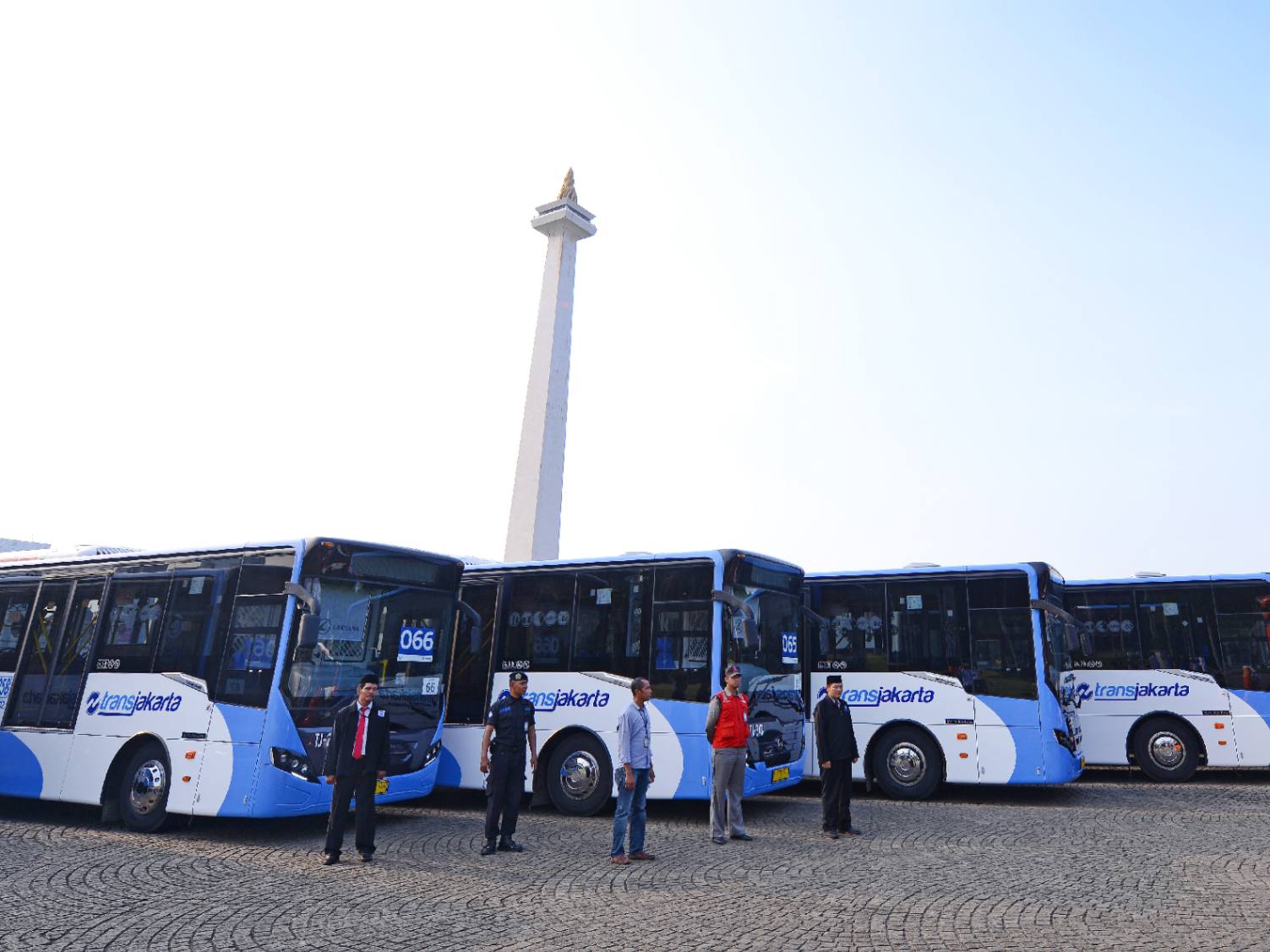HUT Transjakarta Bikin Warga Serbu Bus! Tarif Rp12 Berlaku Seharian, Begini Cara Dapetinnya