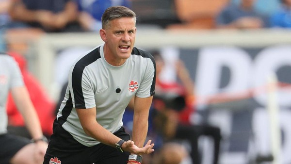 Siapkan Regenerasi, John Herdman Buka Alasan Panggil Dony Tri dan Mauro Zijlstra ke Timnas Indonesia