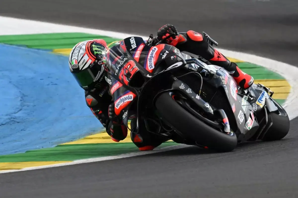 Marco Bezzecchi Juara MotoGP Amerika 2026 Usai Duel Sengit di COTA