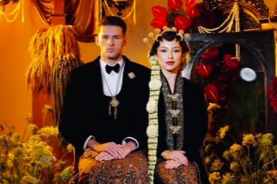 Jennifer Coppen dan Justin Hubner Bagikan Momen Prewed Adat Jawa, Angkat Kisah 