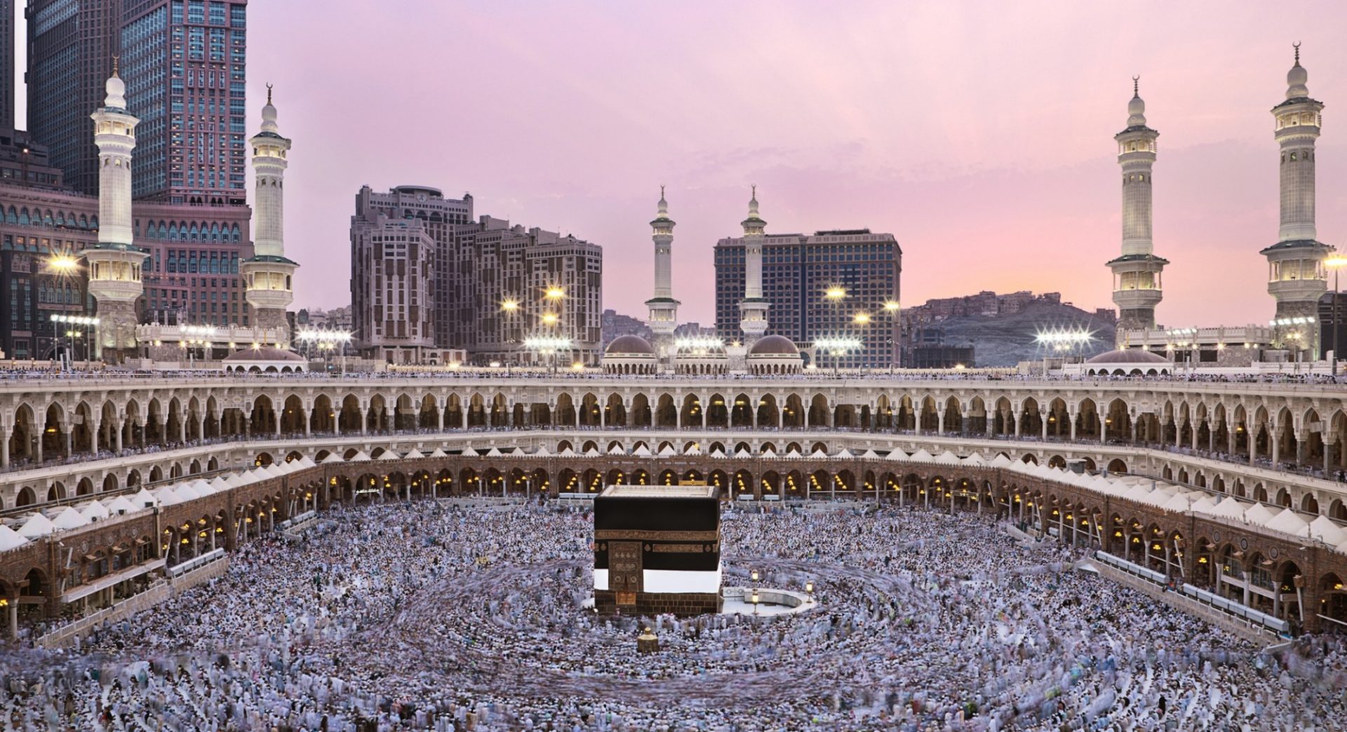 Umrah Hanya Dibuka untuk Warga Saudi Mulai 18 April 2026, Jemaah Internasional Diminta Segera Pulang