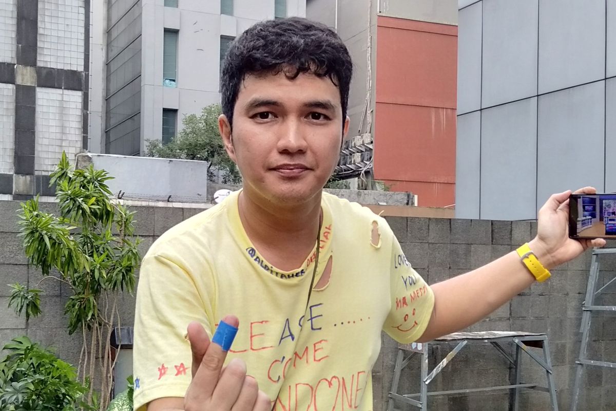 Burger Aldi Taher Viral, Gimmick Receh atau Strategi yang Kena?