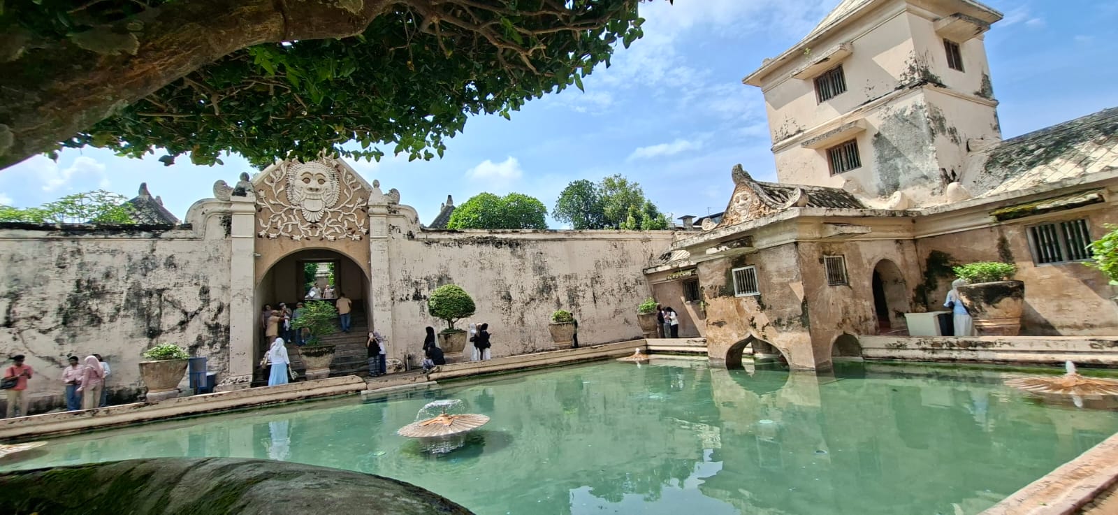 Taman Sari Jogja: Sejarah, Daya Tarik, Harga Tiket, dan Lokasinya