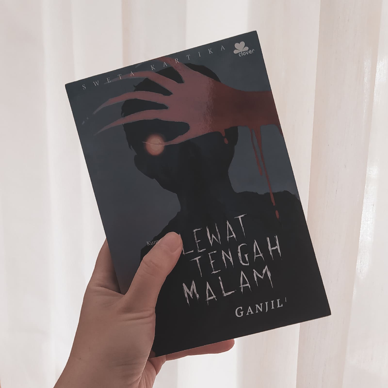 Review Novel Horor: Lewat Tengah Malam, Ganjil 1