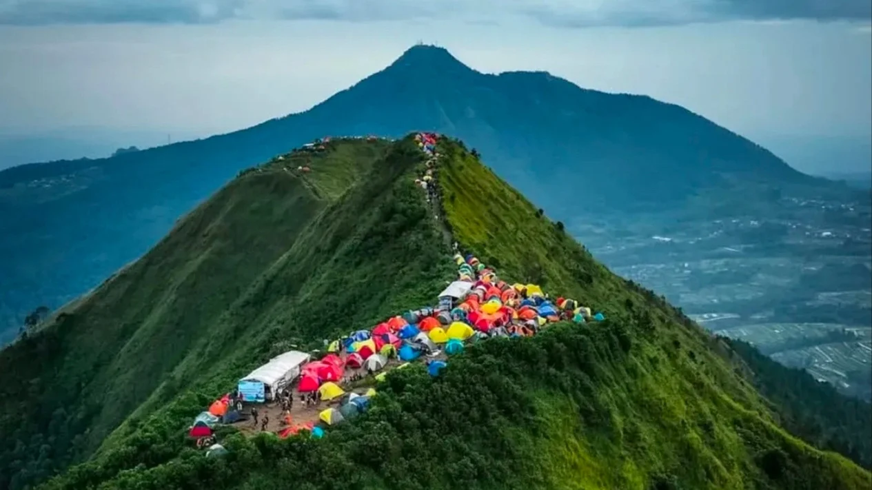 5 Gunung Ramah Pemula di Jawa Tengah, Cocok Buat Hiking Santai hingga Berburu Sunrise