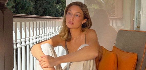 Diseret ke Kasus Epstein, Gigi Hadid Buka Suara dan Bantah Keras