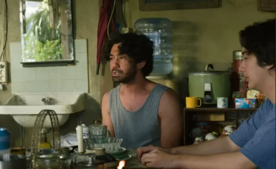 Film Semua Akan Baik-Baik Saja, Reza Rahadian Jadi Kakak Hebat di Trailer Baru