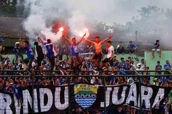 Bobotoh Siap Membludak! Satpol PP Turun Tangan, Penonton Tanpa Tiket Dilarang Masuk GBLA