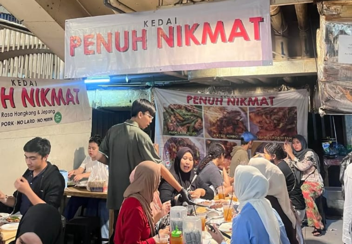 10 Tempat Makan Enak di Blok M Square 2026: Dari Kuliner Legendaris hingga Kafe Kekinian!