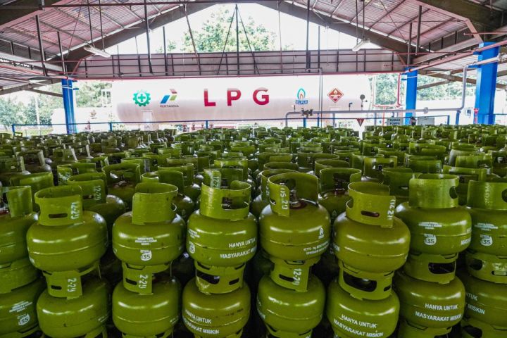 Bahlil Bertemu Menteri Energi Rusia, Apa Hasilnya Bagi Warga Indonesia?