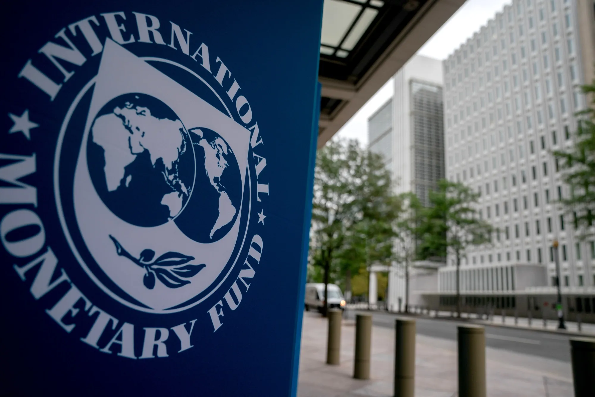 IMF Koreksi Pertumbuhan, Indonesia Tidak Bisa Lagi Hanya Andalkan Konsumsi Domestik