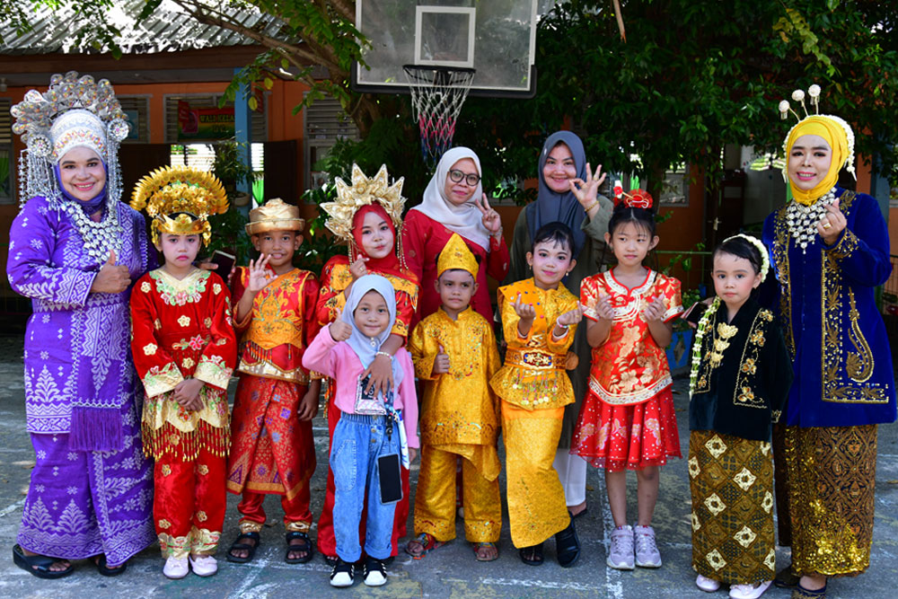Inspirasi Baju Daerah dan Kebaya Anak untuk Pawai Hari Kartini, Pilihan Unik Bikin Tampil Beda
