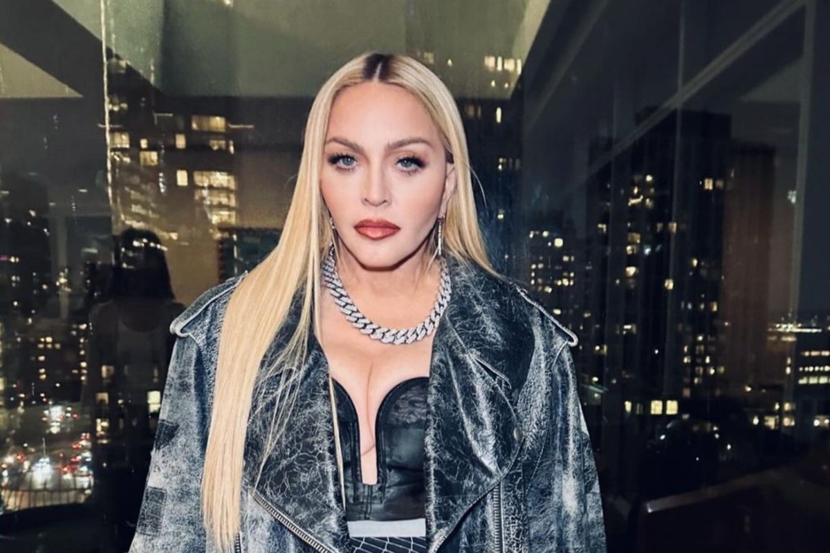 Kostum Legendaris Madonna Hilang Usai Coachella 2026, Polisi Turun Tangan!