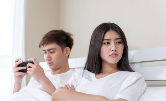 Tips Memberikan Kritik ke Pasangan Tanpa Harus Memicu Pertengkaran Besar!