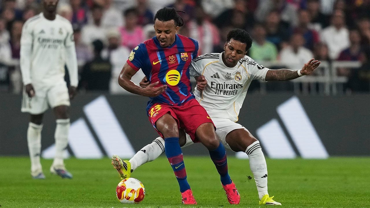 El Clasico Bisa Jadi Panggung Juara, Barcelona Dekat dengan Trofi La Liga