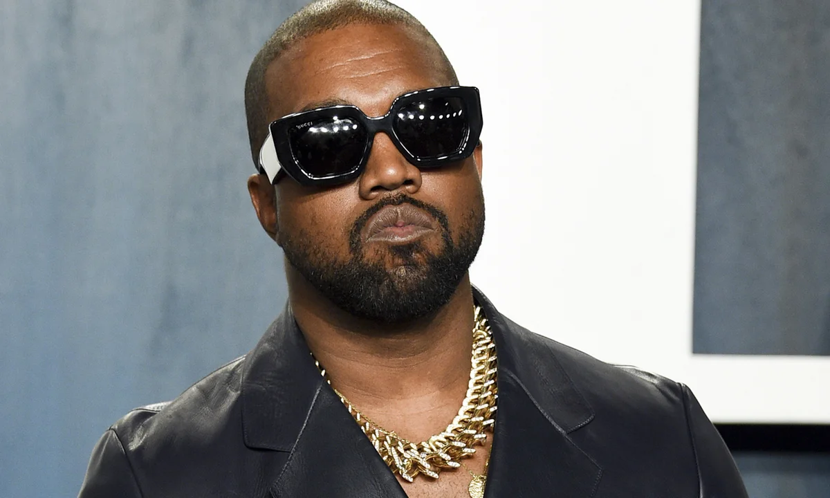 Kanye West Dirumorkan Manggung di Jakarta 2026, Antusiasme Fans Beradu dengan Kontroversi