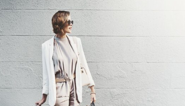Tips Memilih Outfit Sesuai Bentuk Tubuh agar Tampil Lebih Percaya Diri