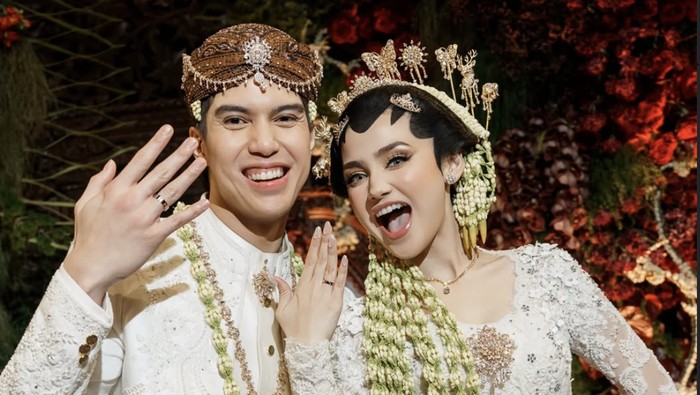 Prabowo Hadiri Resepsi Pernikahan El Rumi dan Syifa Hadju, Sempat Cicip Laksa hingga Beri Doa