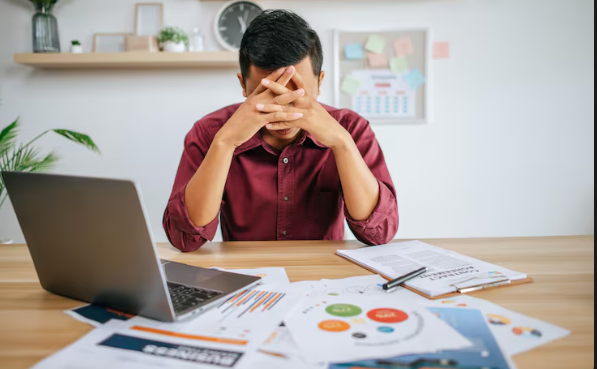 Daftar Zodiak yang Dikenal Paling 'Workaholic', Apakah Kamu Salah Satunya?