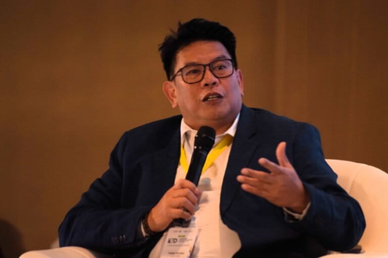 Pengalihan PLTD Jadi PLTS Tekan Konsumsi BBM di Sektor Kelistrikan Secara Signifikan