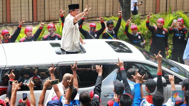 Prabowo Dijadwalkan Hadir di May Day Monas, Pemerintah Tegaskan Sikap Pro-Pekerja