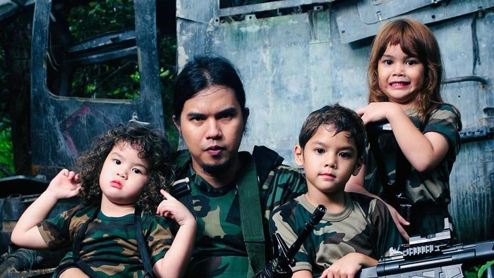 Akun Instagram Hilang, Ahmad Dhani Datangi Bareskrim untuk Cari Jawaban
