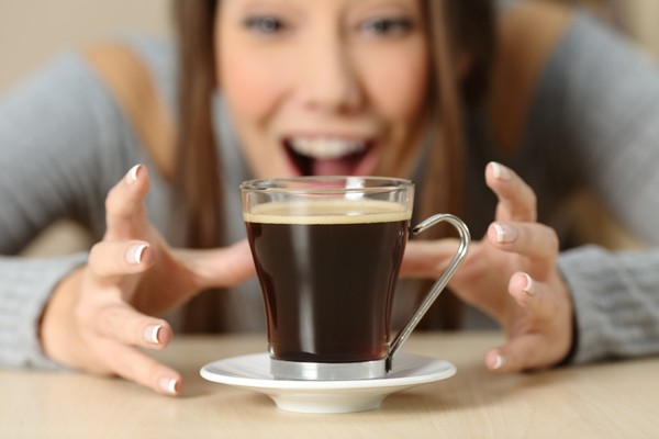 Jangan Andalkan Kopi! Minuman Berkafein Ternyata Bukan Jawaban Buat Tubuh yang Lelah