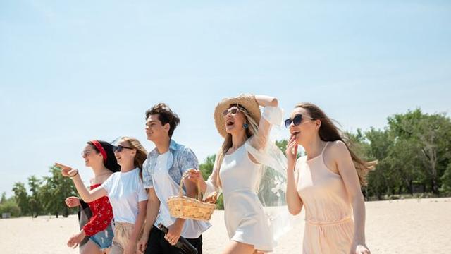 21 Tempat Wisata Favorit untuk Libur Long Weekend Mei 2026, Cocok buat Healing Keluarga